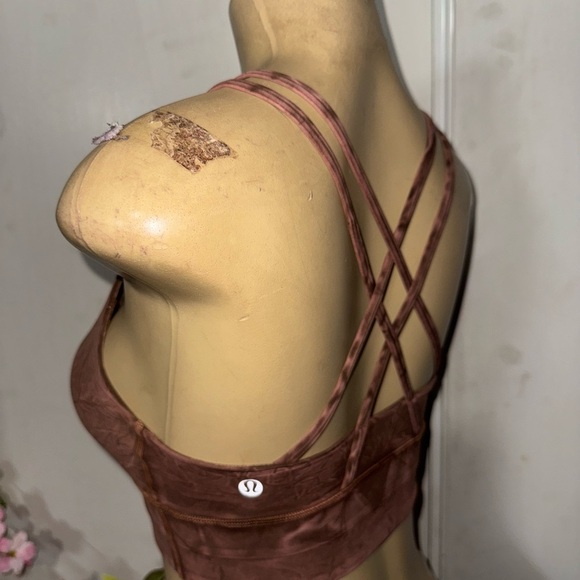 Lululemon Sports Bra size 2 - Picture 4 of 5